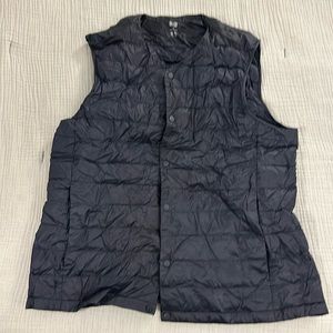 Packable Uniqlo heattech vest